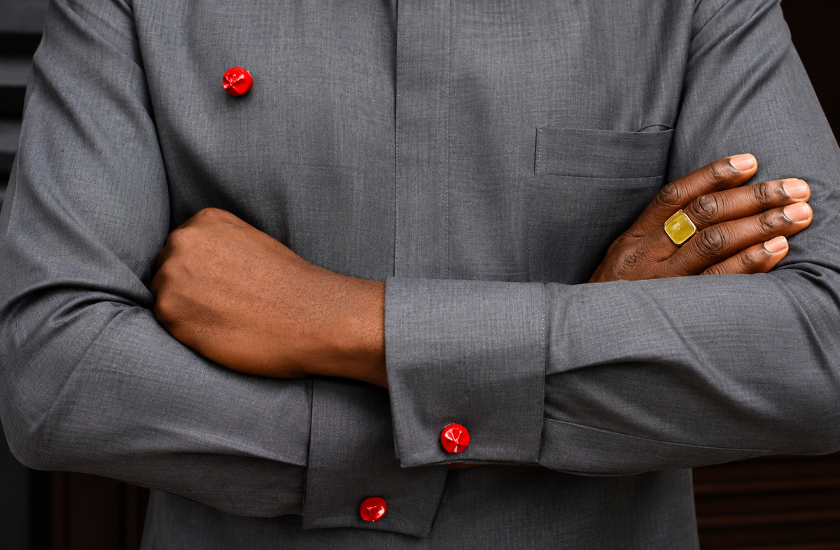 CLASSIC ODOGWU LAPEL PIN
